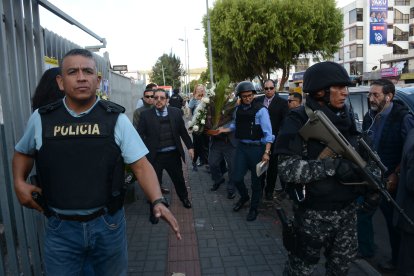La custodia policial al candidato Christian Zurita es permanente. Uniformados fueron preparados un mes en diferentes acciones.