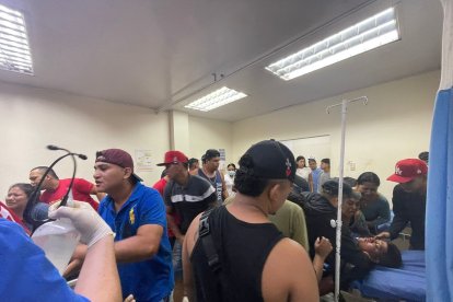 Las víctimas fueron llevadas al hospital, pero dejaron de respirar por los balazos.