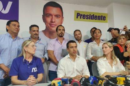 El candidato Daniel Noboa pasó a la segunda vuelta y disputará la Presidencia con Luisa González