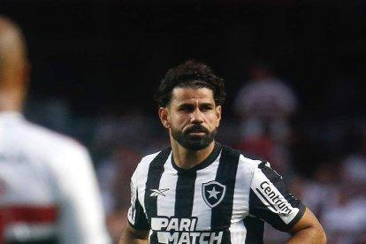 Diego Costa  sería titular  en el choque de Botafogo ante Defensa y Justicia.