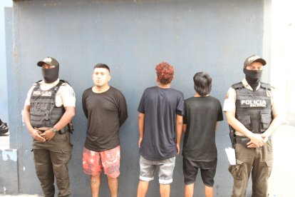 Los detenidos son un adulto y dos menores de edad.