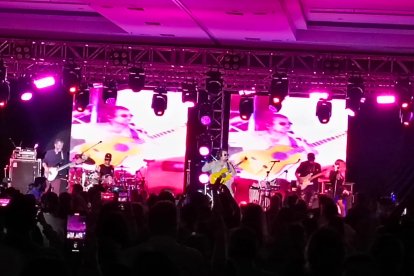 Bacilos dio un show en Guayaquil.