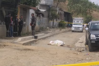 La víctima recibió varios impactos de proyectil.