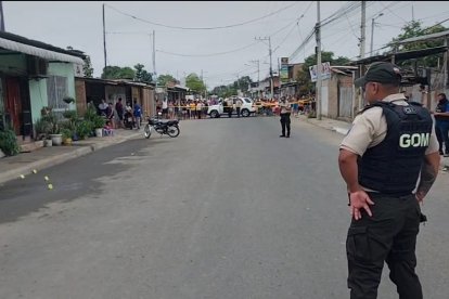 La Policía Nacional levantó indicios balísticos en el barrio Florón 5.