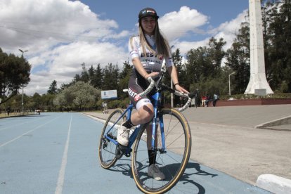 Ana Vivar está feliz de poder volver a disfrutar del ciclismo y aseveró que regresa más fuerte.