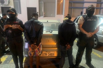 Los detenidos, presuntos integrantes de grupo criminal.