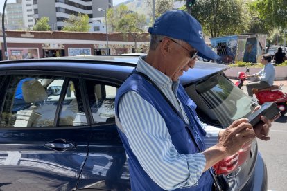 Son más de 3.000 personas las que trabajan en la zona azul de Quito.