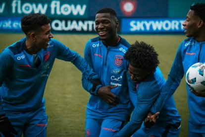 La selección de Ecuador y Argentina jugarán en el estadio Monumental de River Plate.