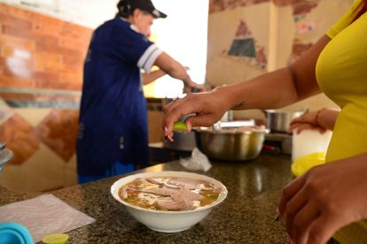 Las picanterías son las más afectadas por el encarecimiento del limón.