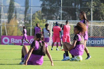 Dragonas listas para recibir a Barcelona.