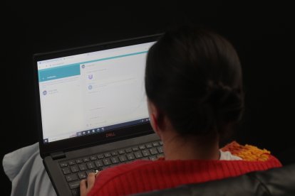 El contacto con los menores es por medio de redes sociales o de aplicaciones de mensajería.