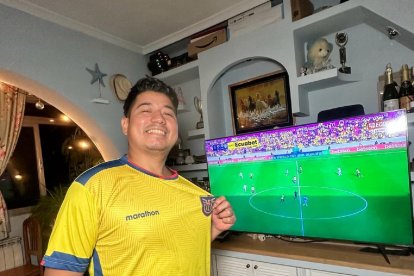 Eliseo Yagual se pegó una "mala noche" para ver a su Ecuador.