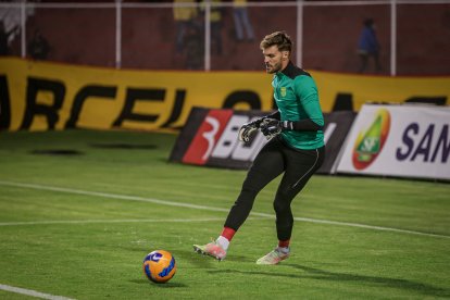 El golero de Barcelona, Javier Burrai, obtuvo su carta de naturalización como ecuatoriano.