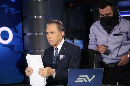 Don Alfonso fue presentador de Ecuavisa durante décadas.