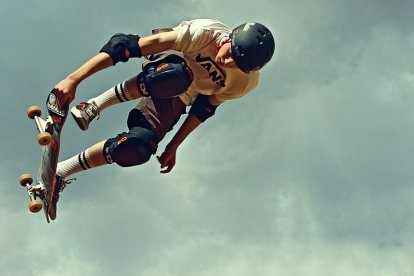 Deportes urbanos como el skate se desarrollarán este sábado, en Cuenca.