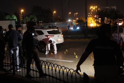 A Óscar Granda le dispararon unos balazos cuando se movilizaba en su vehículo.