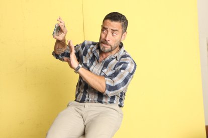 El actor confiesa que después de haber sido trago bravo, como un vodka puro, ahora es solo una sangría