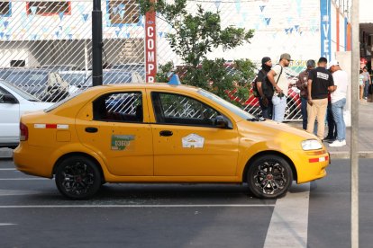 El taxi quedó en las calles Portete y Lorenzo de Garaycoa.