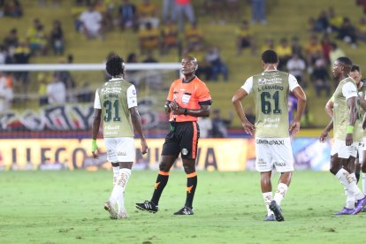 La LigaPro registra 1.012 amarillas que han sido mostradas durante el presente torneo.