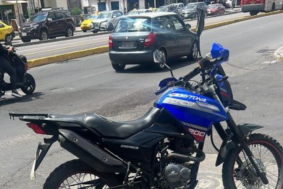Un hombre fue detenido por la Policía para investigaciones.