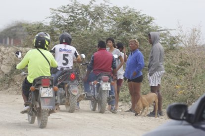 El descubrimiento fue en una zona polvorienta, en la que hay matorrales a un costado