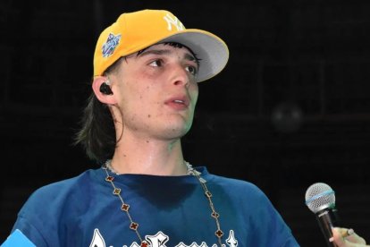 Peso Pluma dará concierto en Ecuador.