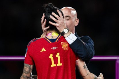 Luis Rubiales, expresidente de Real Federación Española, ha sido cuestionado por el beso a Jenni Hermoso en la entrega de medallas del Mundial Femenino 2023.