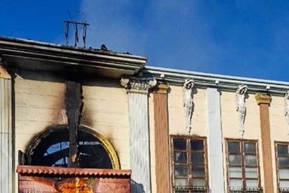El incendio se produjo en la discoteca ubicada en el sureste de España.