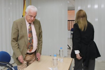 El Ministro de Minas y Energía, Fernando Santos, dijo que no habrá cortes de energía el miércoles 4 y jueves 5 de octubre.