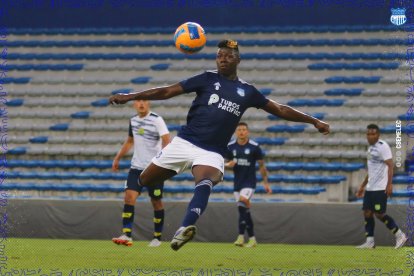 Alejandro Cabeza llegó en 2021 a Emelec y tiene contrato hasta el 2025.