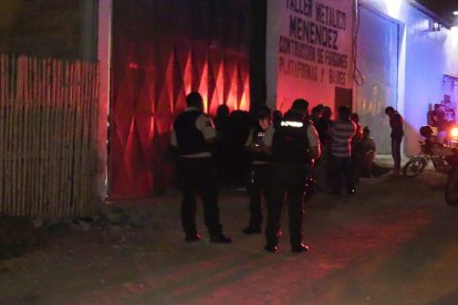 Sujetos asesinaron a balazos a Luis Xavier Menéndez dentro de su taller.