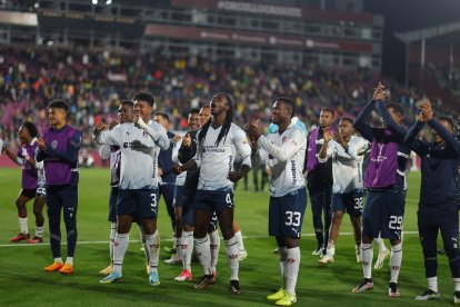 La celebración de los jugadores de Liga de Quito tras conseguir la clasificación a la final de la Copa Sudamericana.