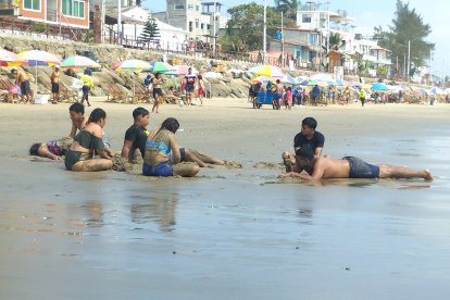 El domingo se registró la afluencia más alta de turistas en las playas.
