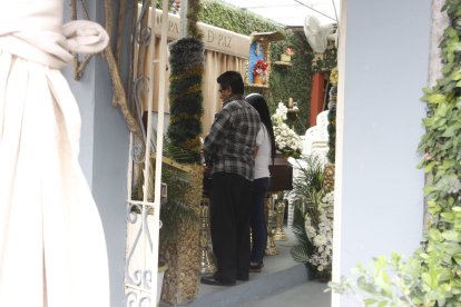 Este martes por la mañana, familiares y amigos de Jhosep asistieron a su velorio. En la zona, los vecinos aún estaban sorprendidos por el desenlace del joven.