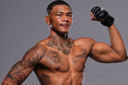 Morales enfrentará a Jake Matthews, el próximo 18 de noviembre.