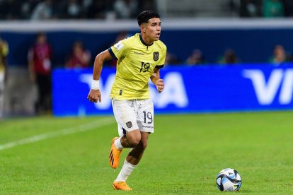 Kendry Páez se perfila para ser titular con Ecuador, en duelo del 12 de octubre frente a Bolivia, por las eliminatorias al Mundial 2026.