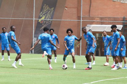 La selección ecuatoriana se alista para visitar a Bolivia, el 12 de octubre en La Paz.