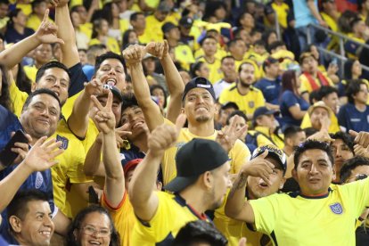 Hinchas de Ecuador se encuentran expectantes a este gran cotejo.