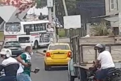 El hecho quedó registrado en video.