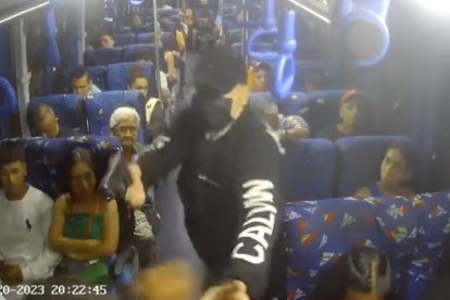 El robo, captado en video.