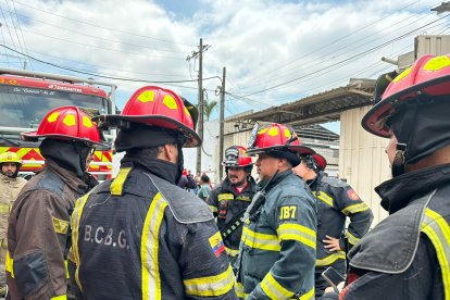 Los bomberos de Guayaquil reportaron un asalto a sus elementos.