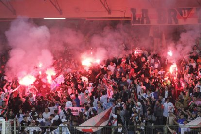 Los hinchas de Liga de Quito tendrían problemas para ver la final de la Copa Sudamericana, debido a los cortes de luz que se dan en el país.