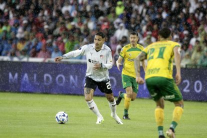 Paolo Guerrero será titular en el choque de Liga de Quito ante Fortaleza.