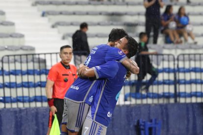 El conjunto eléctrico ganó en su estadio.