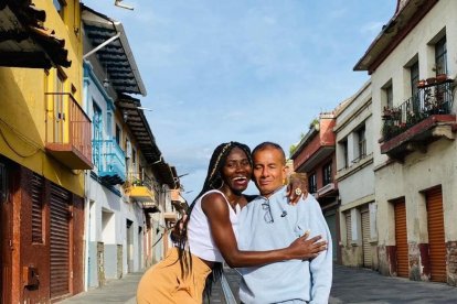 Don Harry y Johanna son pareja desde hace tres años.