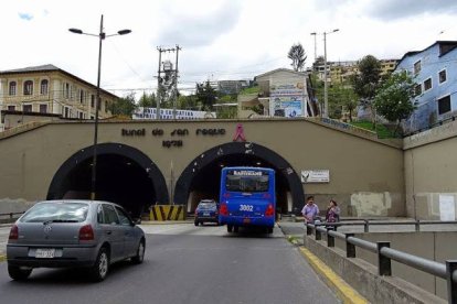 El túnel de San Juan, centro de Quito cerrará un tramo por trabajos de mantenimiento.