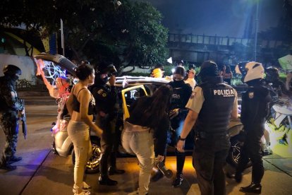 El 31 de octubre se realizó la rodada del terror en el centro de Guayaquil.