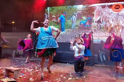 Cuenca celebra sus 203 años de Independencia.
