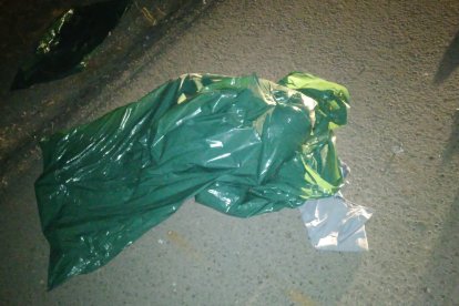 Descuartizado y arrojado en medio de la vía, así fue hallado un hombre en Posorja.