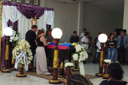 En la casa comunal de Montañita, se dio un homenaje póstumo.